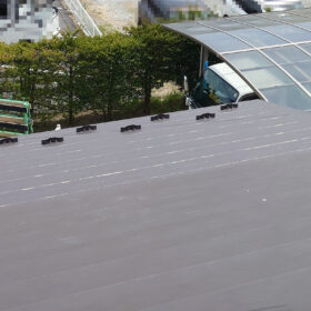 佐久市　屋根カバー工法　